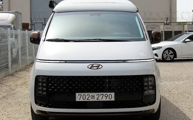 인천중고화물차 스타리아 캠핑카 매물 사진 9 - 2024/04 23,478km